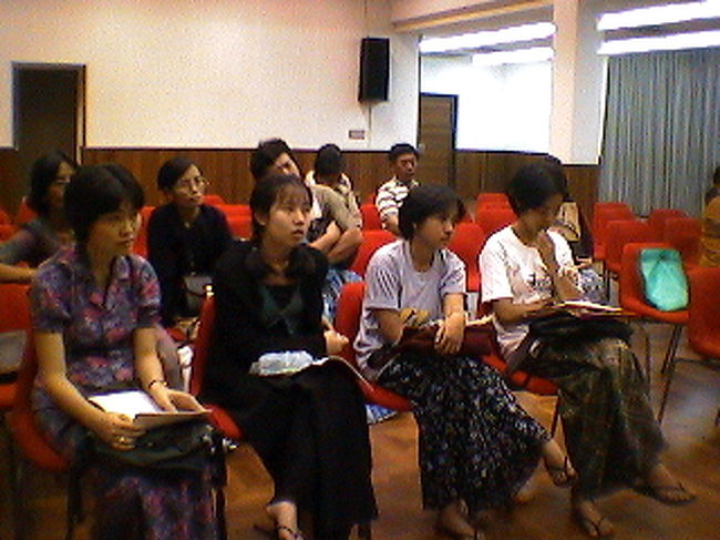 2002.02.13. 18:43:28 