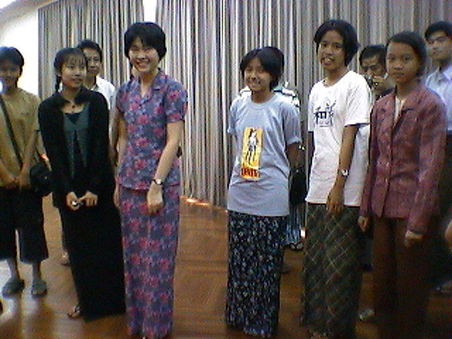 2002.02.13. 19:05:48 