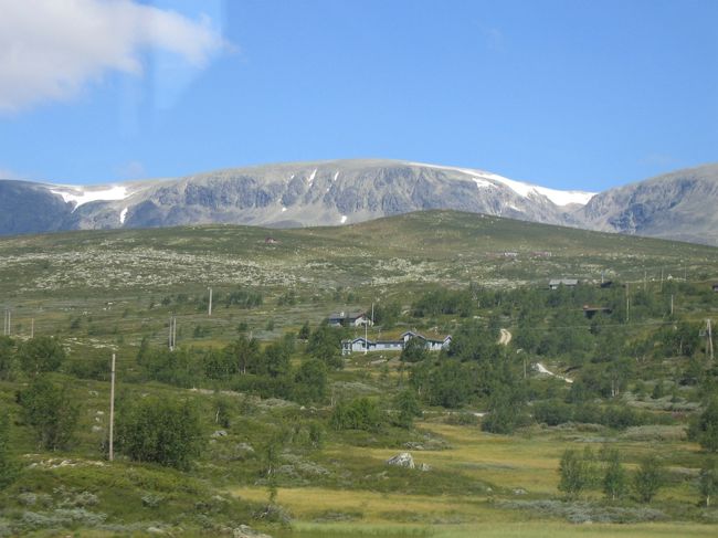 車窓から見た風景<br /><br />A views from the window of the train