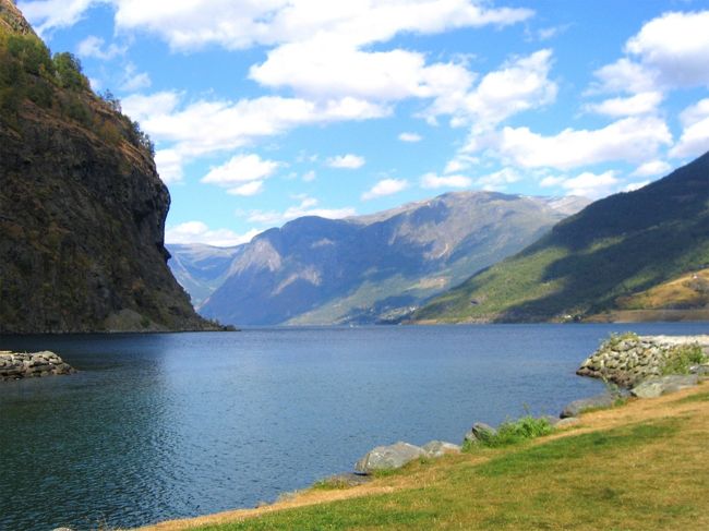 フロムから見たアウルランフィヨルド<br /><br />Aurlandsfjord, seen from Fl&amp;aring;m