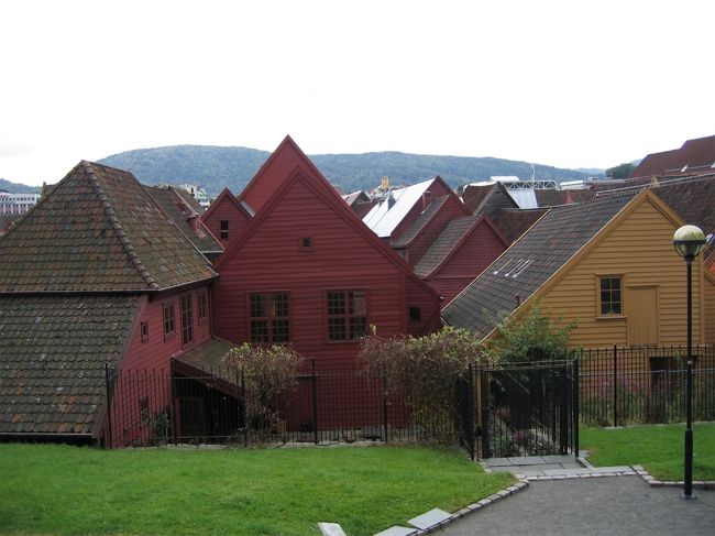 ブリッゲンの裏<br /><br />A back of Bryggen
