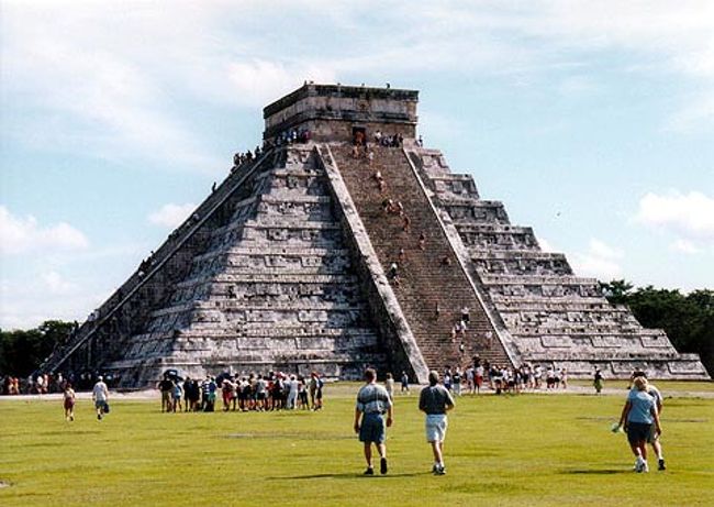 チチェンイッツアの遺跡』チチェン・イッツァ(メキシコ)の旅行記 チチェンイッツアの遺跡』チチェン・イッツァ(メキシコ)の旅行記