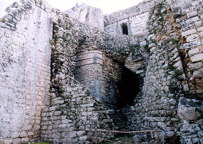 チチェンイッツアの遺跡』チチェン・イッツァ(メキシコ)の旅行記 チチェンイッツアの遺跡』チチェン・イッツァ(メキシコ)の旅行記
