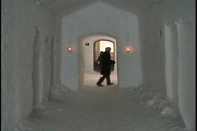 各部屋を繋ぐ通路は、こんな様子。