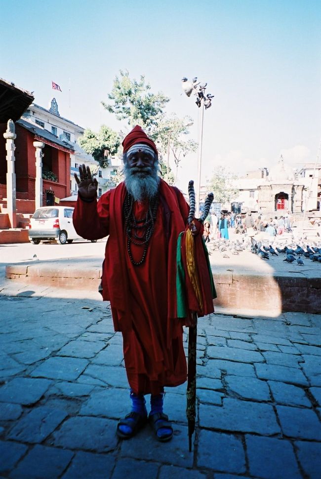 サドゥー（ダルバール・スクエア）<br /><br />●けど、商売じゃないよね。シツレイシマシタ。