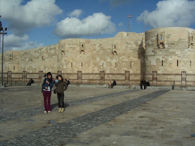 カーイトゥベーイの要塞。元々は古代世界の7不思議のひとつといわれたファロスの灯台があった。