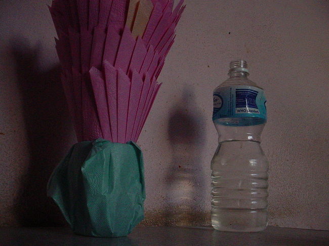 ちょっとォ。。。<br /><br />●食堂にあるお客さん用の水。<br />つまり、次々とお客さんが口飲みするわけです。<br />「ほんまかいな？」「ホントーです！！」