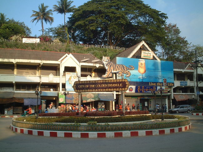 広場風交差点のロータリー部<br />