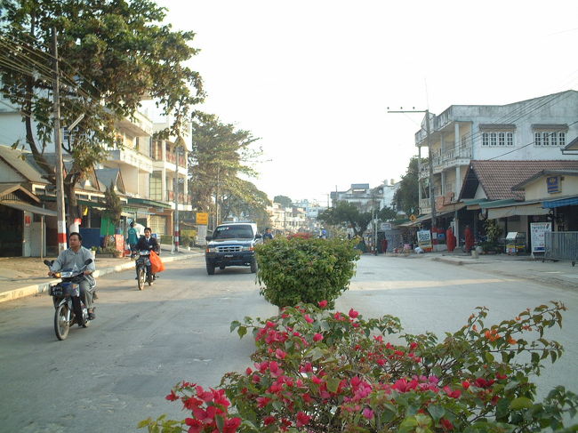 右折して東方面へ<br />