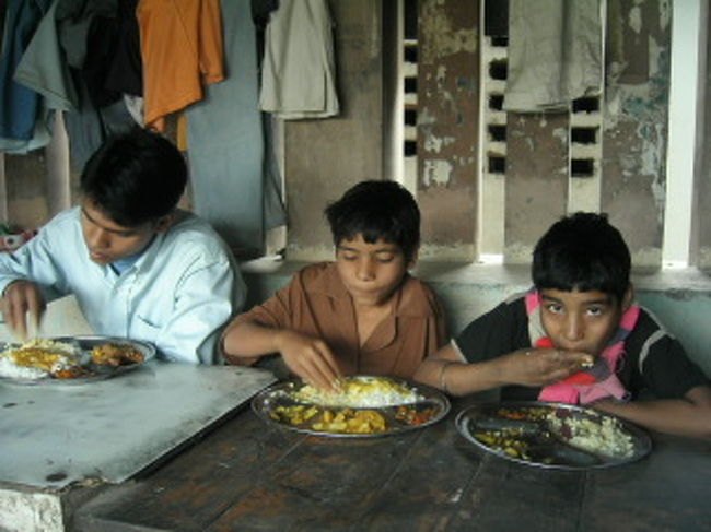 ご飯を食べているところを撮って！とせがまれて。