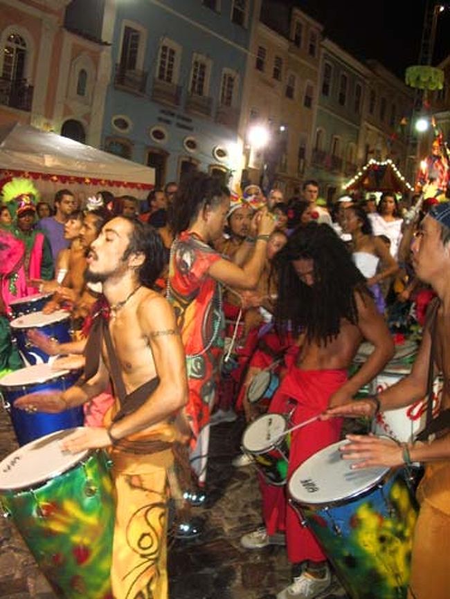 日本人の太鼓チーム <br />テレビ局も取材にきてました。