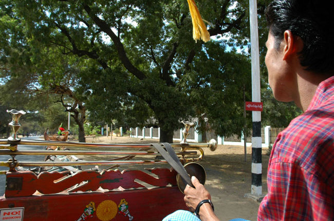 馬車に乗って観光に出発。