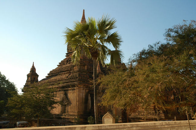 グービャッヂー寺院かな？
