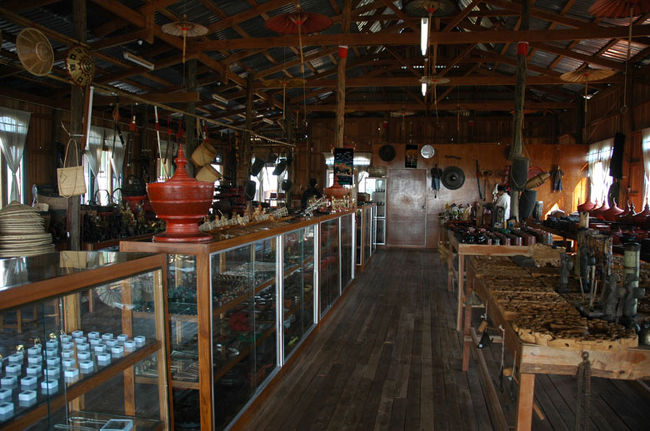 お土産ずらり。