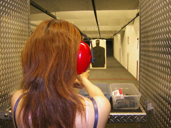 表紙にも出ましたが、この日記始まって以来初登場の自分の写真です。なかなか、サマになってんじゃなぁ〜い！？（自己満足のKitchuでした）