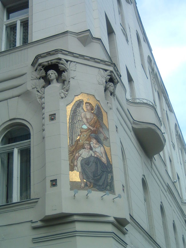 なんと銀行の壁画