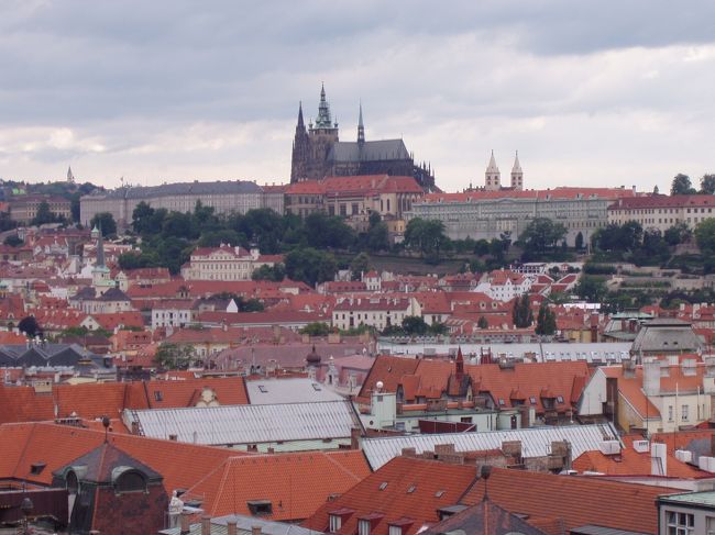 ☆プラハ<br />旧市庁舎よりプラハ城<br />