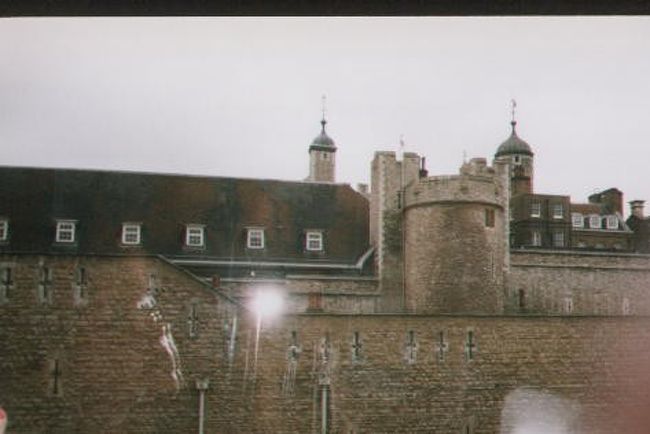 ロンドン塔は「処刑が行われた場所」としても有名ですが、「ロンダンジョン」の次に、恐かったです。