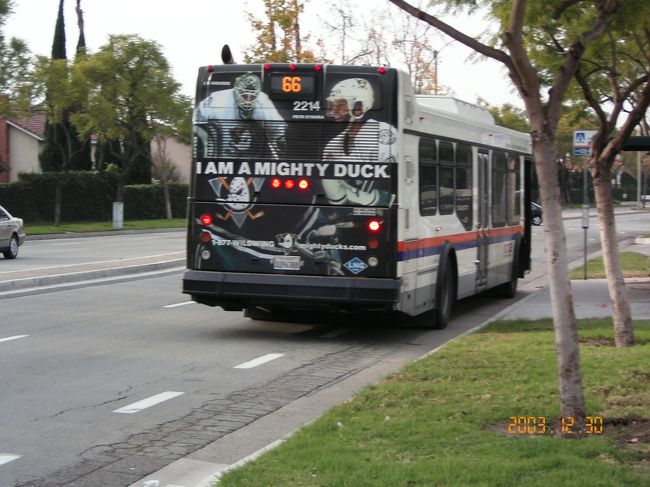 アーバイン(Irvine)という、ロスから車で1時間程の閑静な住宅地域に滞在。白人が多く住んでいる。非常に安全な場所らしい。