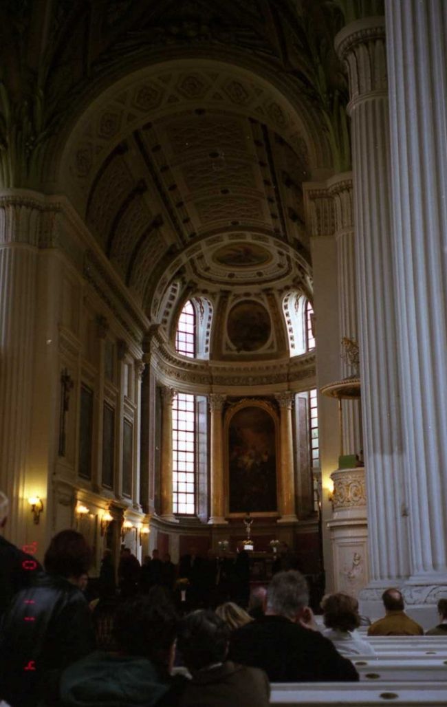 これはニコライ教会内部。 