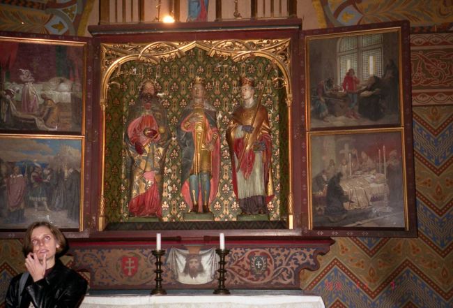 地元ガイド嬢<br /><br />彼女は、日本人の、厳しい先生から日本語を学んだそうです。<br />いわゆるインチキ日本語ガイドは世界あちこちにいますが、彼女は私の中では、「ベストオブ日本語ガイド」。<br /><br />尊敬語、謙譲語、丁寧語、どれをやらせてもリッパとしか言いようがありませんでした。<br />かつ、辛辣な性格らしく、話もキレがあってよかったですね。