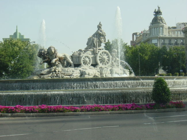 マドリード市内、シベーレスの噴水。５回目のスペイン旅行最後の写真です。６回目の訪西はいつになるか・・・また行きたいと思います。