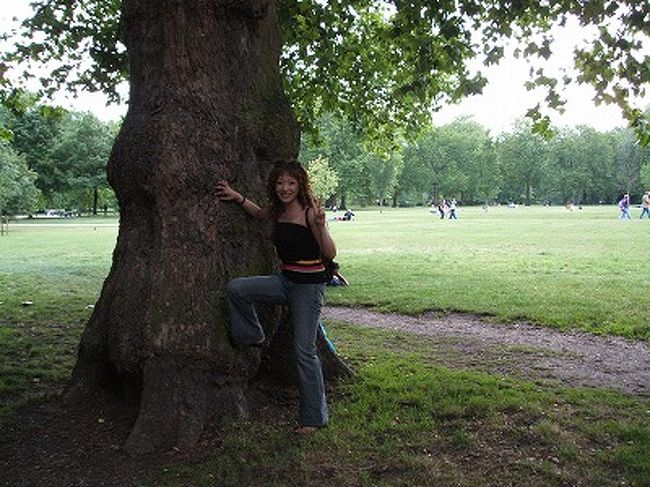 バッキンガム宮殿の傍の公園にて。