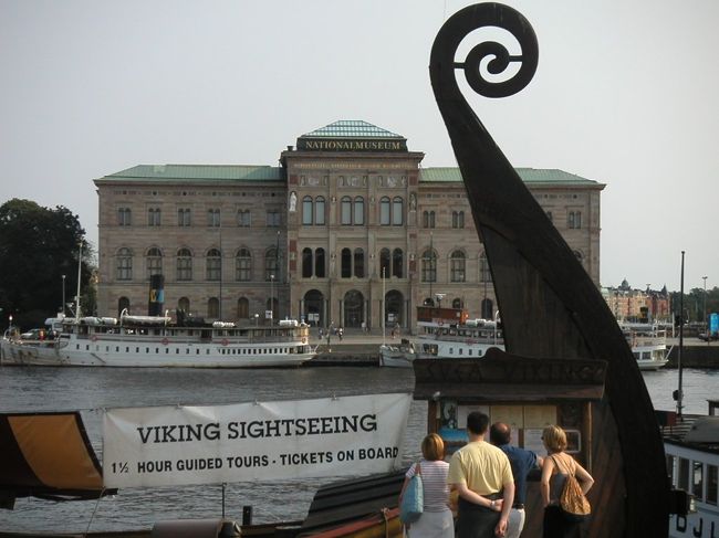 これは入江に止っているバイキング