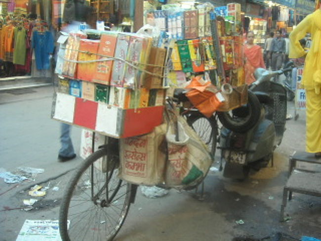 ＜番外編＞<br />お香売り。