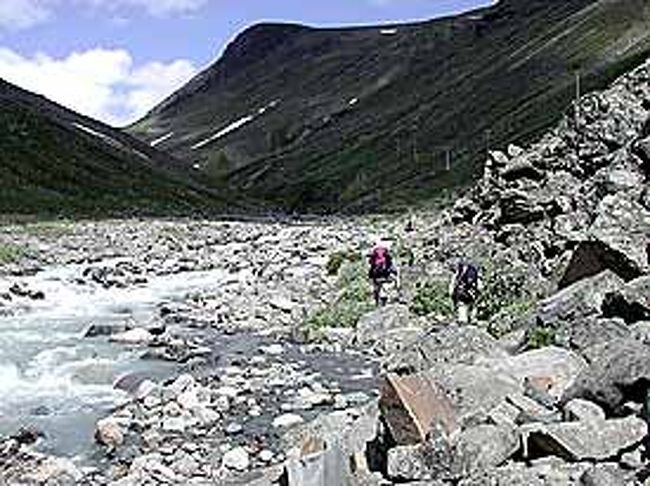 ゆるやかに高度を上げていきます。