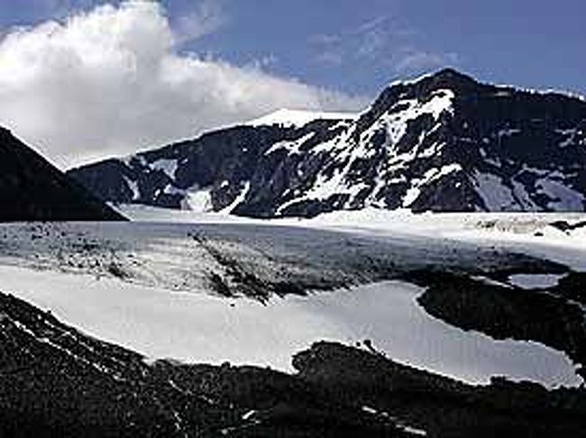 同じくTarfalaから見た氷河の山々です。