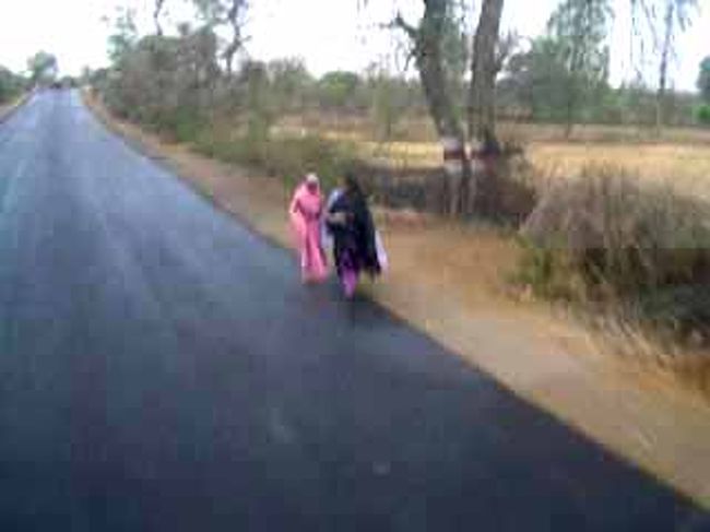 <br />ま〜、傘なんてさしてる人はいないわけで･･･