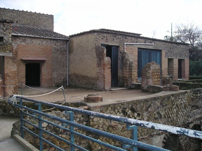 秘儀荘出口周辺