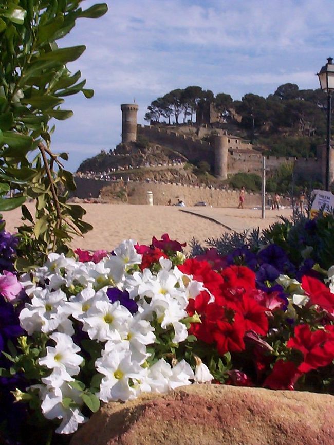 地中海観光:リゾート地:Tossa de Mar (トッサ・ダ・マール)