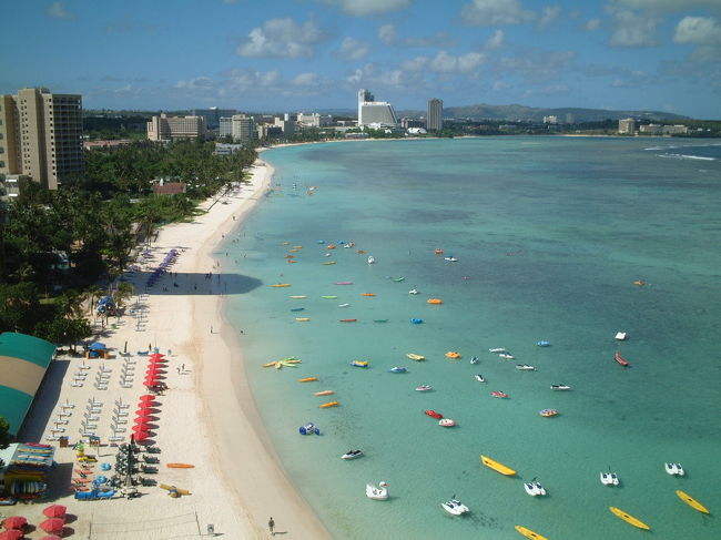 部屋からの眺め。<br />一番にぎやかなタモン湾が一望できます。