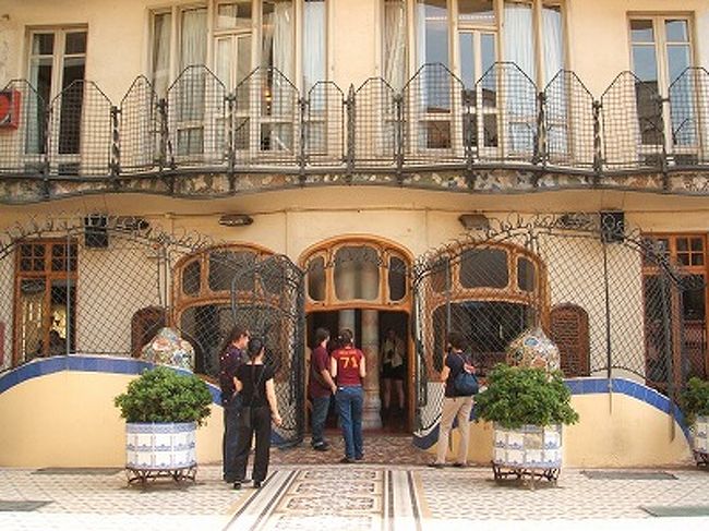 はい、外から見たコートヤードの図です。