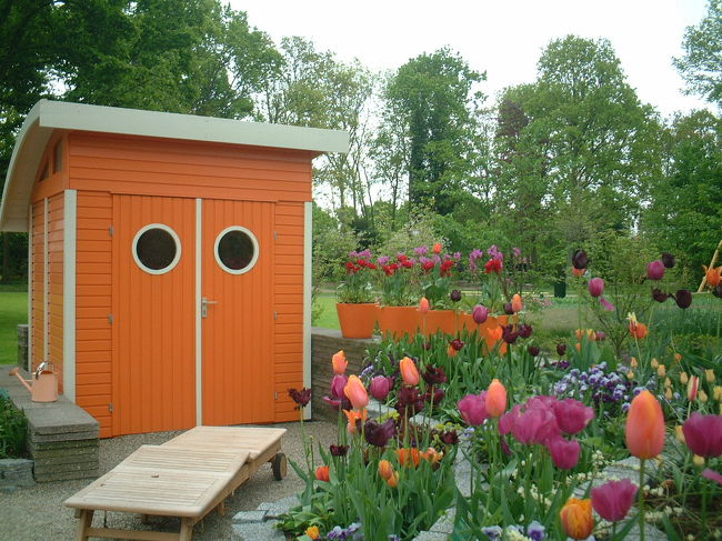 今年最後のキューケンホフ。<br />この小屋の中には植木の手入れ用の道具が仕舞ってありました。<br />