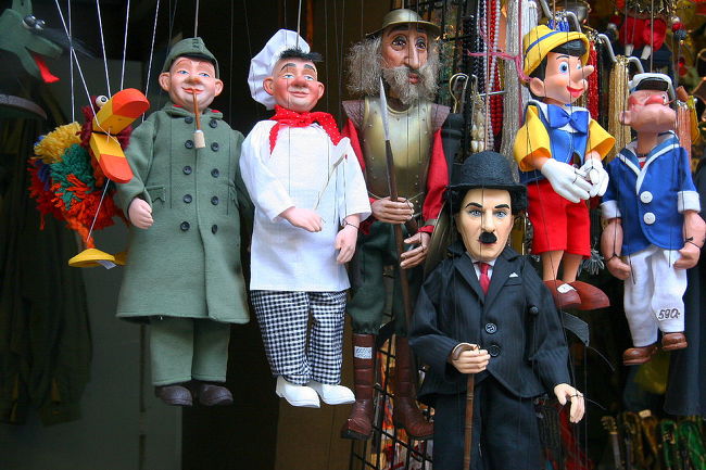 マリオネットは名物のお土産