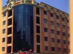 19:00 【パシフィックホテル】


空港から送迎車で渋滞に巻き込まれながら約40分、今回利用したパシフィックホテルに到着しました。
夜だったのでホテル外観写真はありませんが、とりあえずパンフレットでどうぞ＾＾；