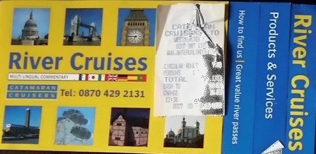 ◆『日本語ガイドテープ付クルーズのパンフ♪』<br />私は7ポンドのクルーズにしましたが、他にもロンドン塔の付いた18ポンドのコースや、ロンドンeyeの付いた14.5ポンドのコースもあるみたいですぅ(^○^)/