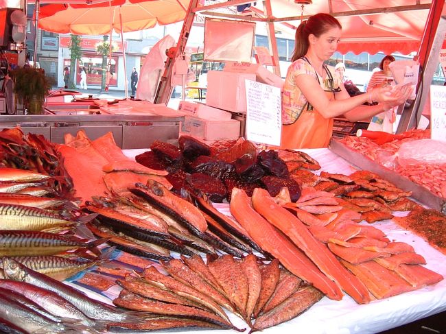 ベルゲン　「フィッシュマーケット」　<br />ノルウェーと言ったらサーモンでしょう！