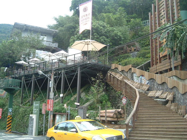 ウーライではビデオカメラ撮影に夢中であまり写真がとれませんでした。しかしとっても良いところ。ぜひ、トロッコ電車にのって、ロープウエイにのって、温泉満喫してきてください。