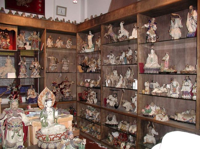 このお店では、欲しいモノが有りすぎで、しかもちょっとお高い。。。