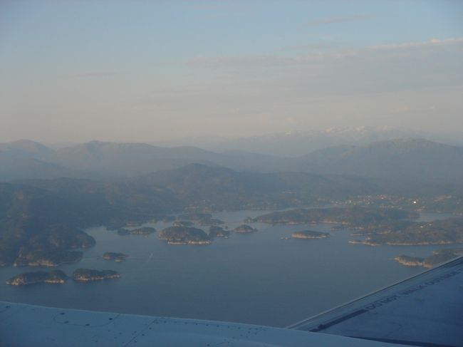 ベルゲン上空　島々がとても綺麗によく見えます