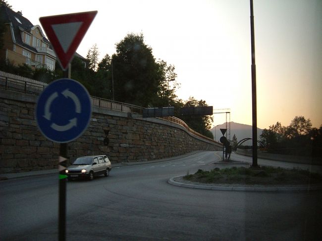 ベルゲン　空港からホテルにバスで向かう途中