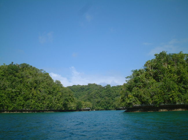 ＩＭＰＡＣのロックアイランド＆カヤックツアーに出かけました。<br />インターネット予約ではクッキーのお土産付きでラッキー。