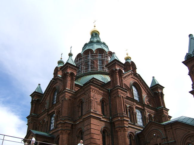 ウスペンスキー寺院。一部改修工事中。