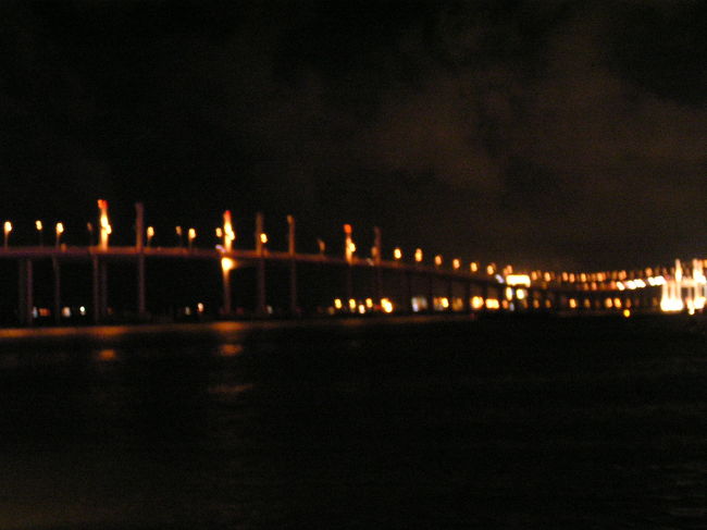 フレンドシップ橋。