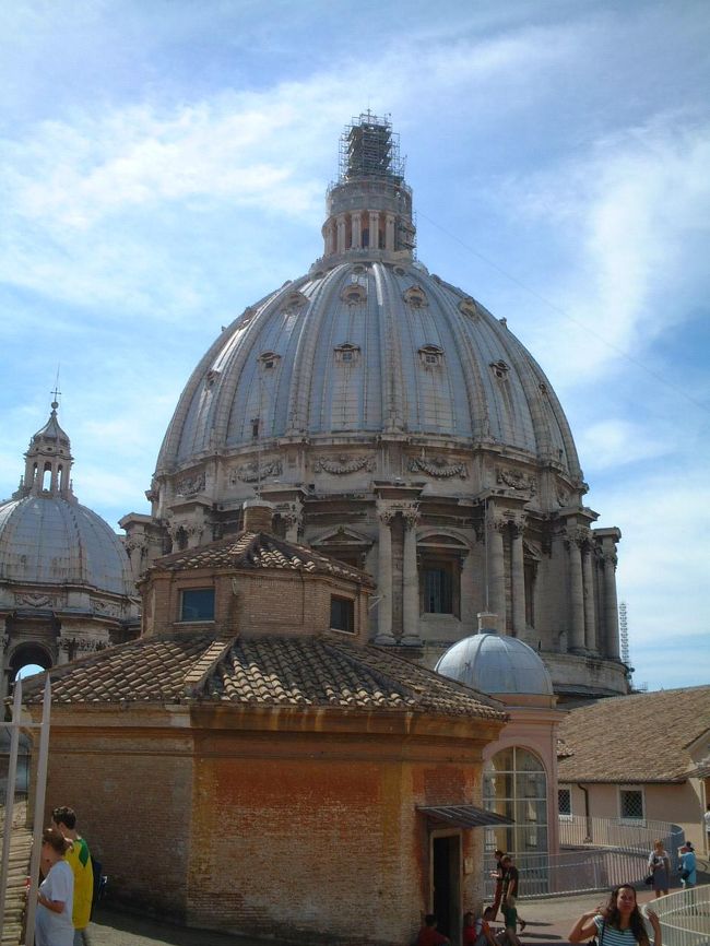 サンピウエトロ寺院のドゥオモ