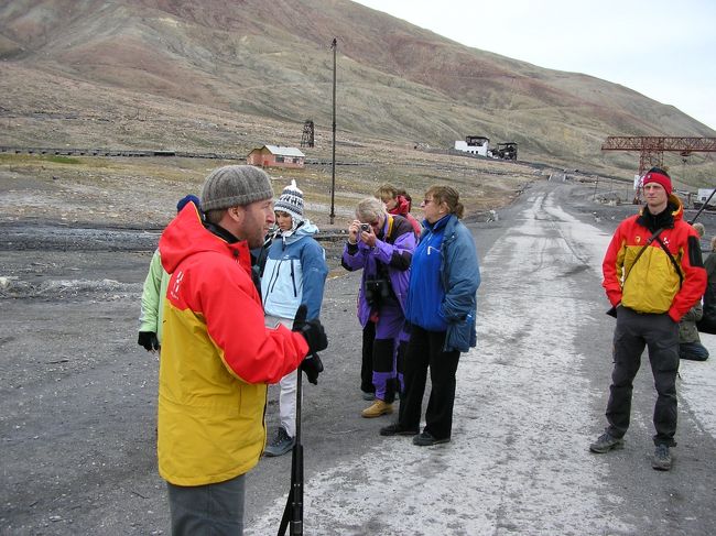 もちろんガイドはライフル携帯です。